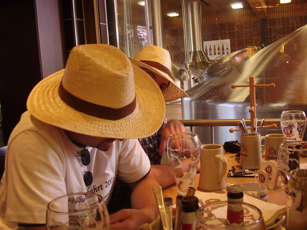 Image 15 of 77  -  180 kB